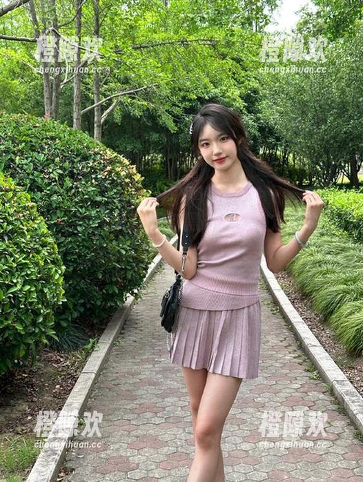看完17c最新黑料，我决定留个小心心，心情复杂得要命。