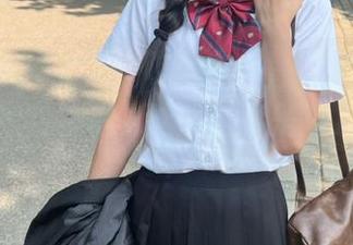 17吃瓜中心，每次点开都有新方案的挑战，这网站真是撩人心弦啊！