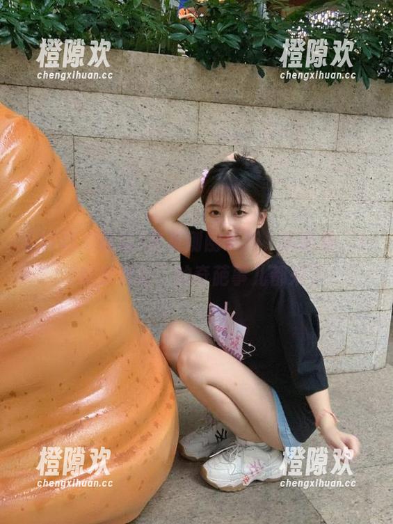 首页刚刚更新，呢喃着“17吃瓜群众”的奇葩事儿都来了