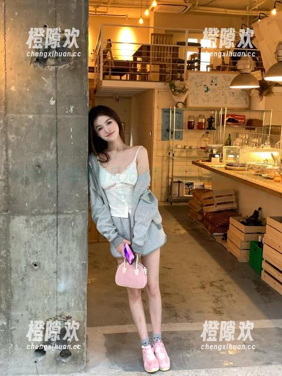 免费看瓜光影秀，51cg网让吃瓜更刺激！