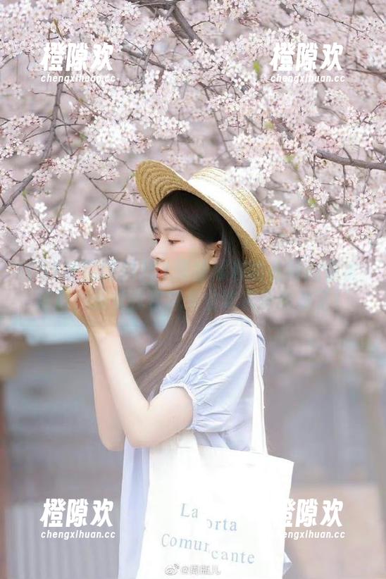 51黑暗爆料的在线内容太精彩，感觉我快成专业吃瓜评论员了！
