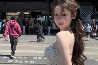 91吃瓜中心官网：不是我说，瓜汁的滋味远胜于那疯狂的传闻！