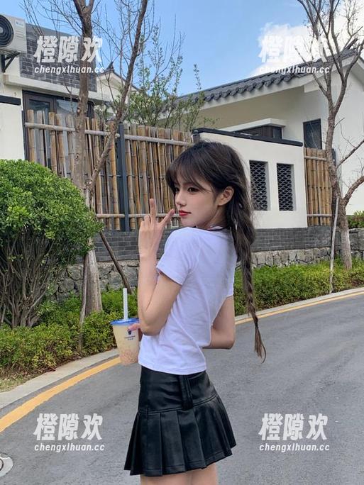 吃瓜不累，直达“ttzz”，让八卦来得更猛烈些吧！