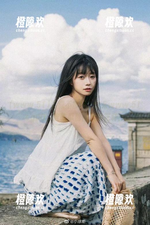 资源不够用，快来www.51cg00，连吃瓜都得想新花样！