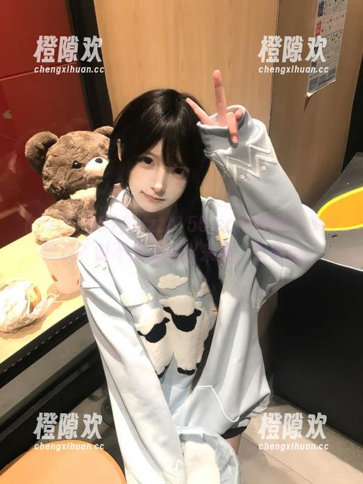 在zztt155.ccm收藏了多少黑料？时不时想翻出来看，咂咂舌！