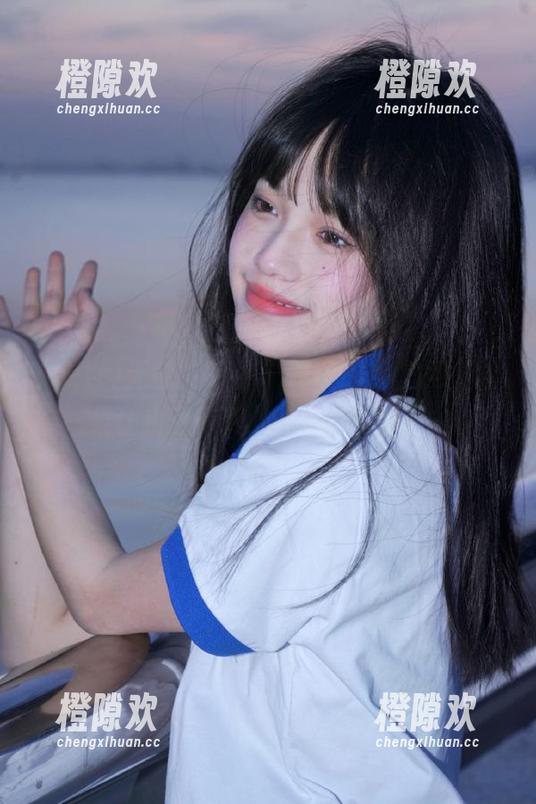 无意间刷到“zztt21”官网，结果让我想到了小时候的零食……