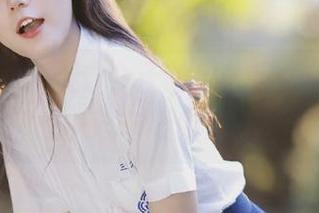 今天的瓜分量惊人，五一吃瓜中心苹果版带你飞！