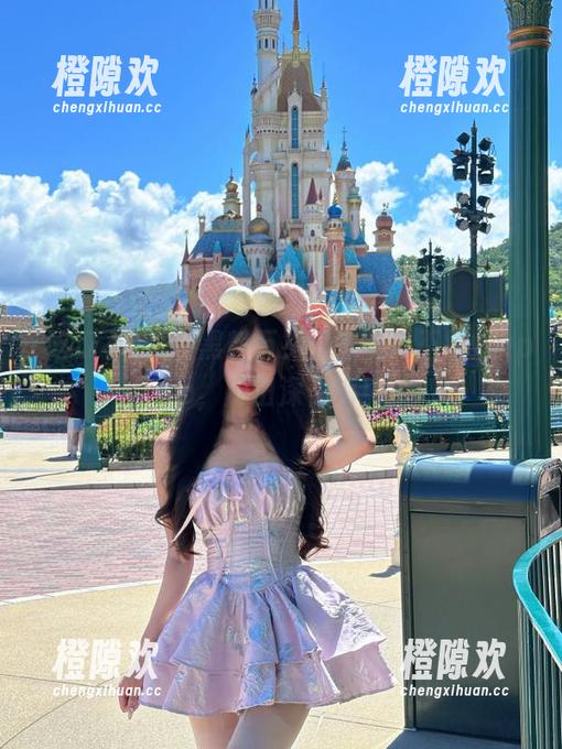 黑料万岁！在吃瓜不打烊app，瓜田深似海！