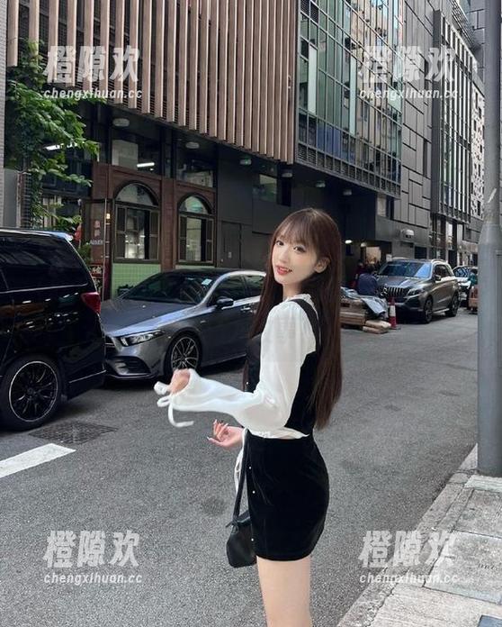 吃瓜网 下载吃瓜网,一键直达你没听过的乌龙故事!
