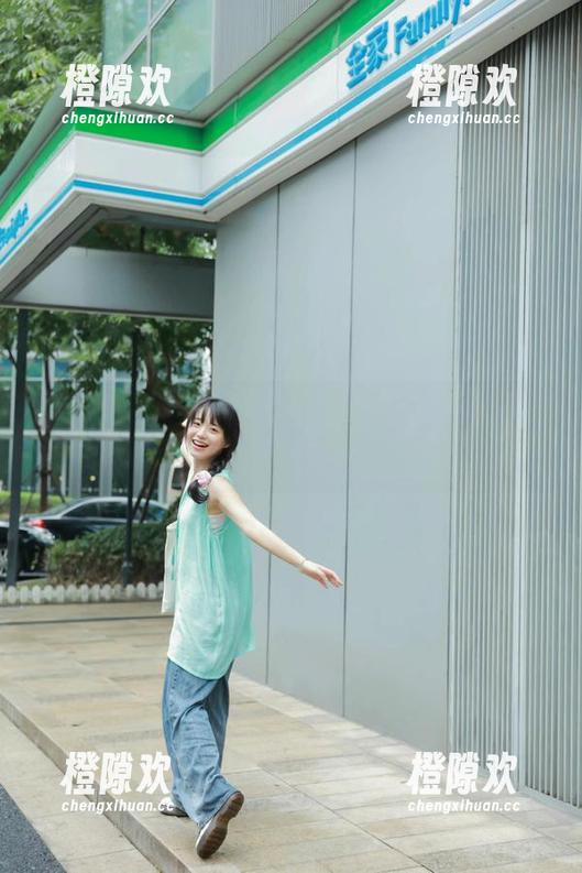 天天吃瓜网里的剧场，外人一进去仿佛就被瓜的味道淹没了…