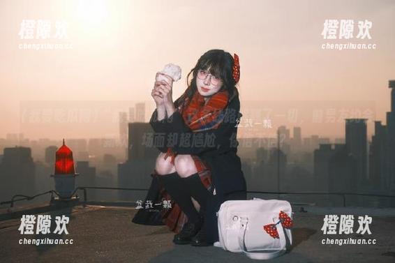 “我要吃瓜网”这条线路解释了一切，前男友约会新欢，场面却超尴尬，你信不信？