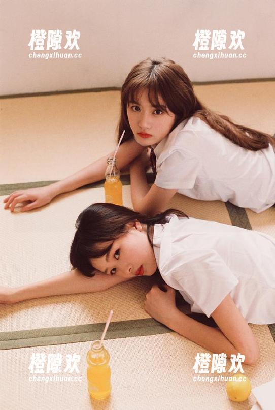 今天“精品吃瓜”视频里那位吃西瓜的妹子，真是太抢镜了！