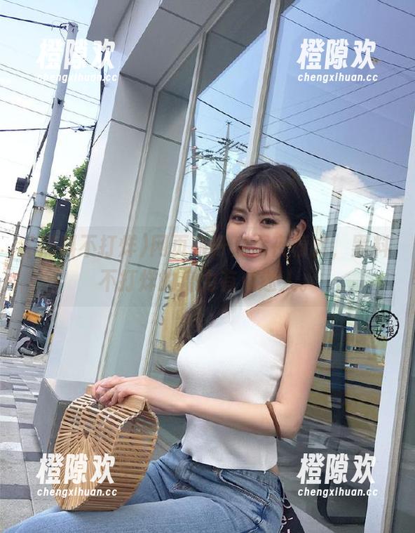 网页版开启深夜模式，黑料不打烊的魔力有点迷人。
