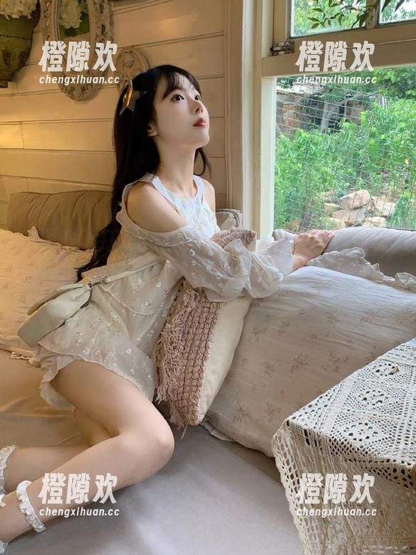 黑料不打烊万里长征，俯身一看，传送门在它旁边，刷新你的吃瓜认知！