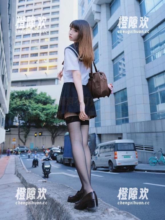 黑料不打烊,万里长征，深夜吃瓜的绝佳地址，快来隔壁边看边吃！