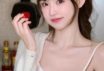 “黑料不打烊视频”里的那些瓜，总是让我心里那个痒痒的，真的停不下来。