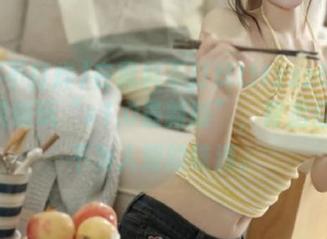 在黑料不打烊tttzzz668.su苹果版玩“v1.0最新版”，背后总有些不为人知的味道。