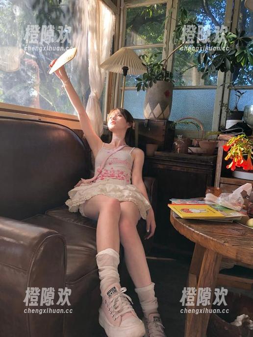 黑料吃瓜在线：总站就在这里，快来搬个小板凳，一秒钟种草无数传说！