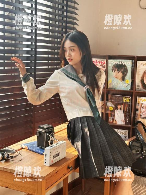 如果我有个跟“黑料头条”网站一样高的人气，估计也能发点黑料吧！