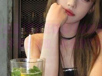 黑料正能量网址的老板娘，烧烤水平堪比美貌，真想跪下买串！