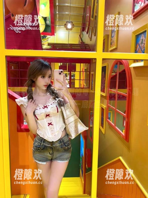 观看黑料网的每一则爆料，下载之后就像翻开一扇新世界！