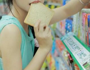 首页走一遭，黑料网送你免费的真实八卦大礼包！