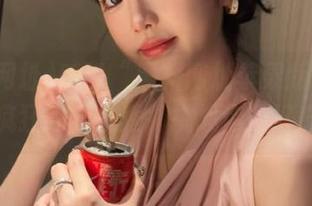 听说“黑料网址苹果版”犹如一场疯狂的真人秀，挑战你的好奇心。