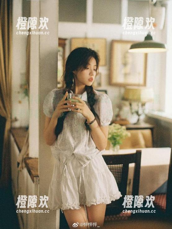 在ios上吃瓜网，黑料老司机不打烊166.su，这瓜吃得津津有味哦